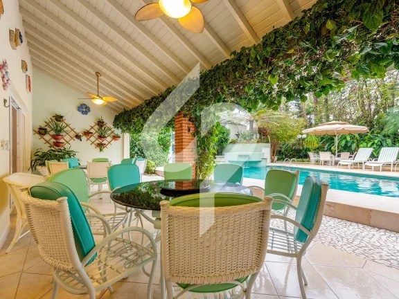 Imagem Fabulosa mansão com localização privilegiada no módulo 3 em Riviera de São Lourenço