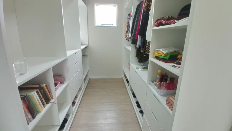 Imagem Casa à Venda, 4 Quartos(1 Suite), 2 Vagas, 355m2, Ratones, Florianópolis /SC