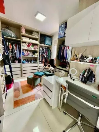 Imagem Casa à venda 4 quartos Bairro Cabral Contagem MG