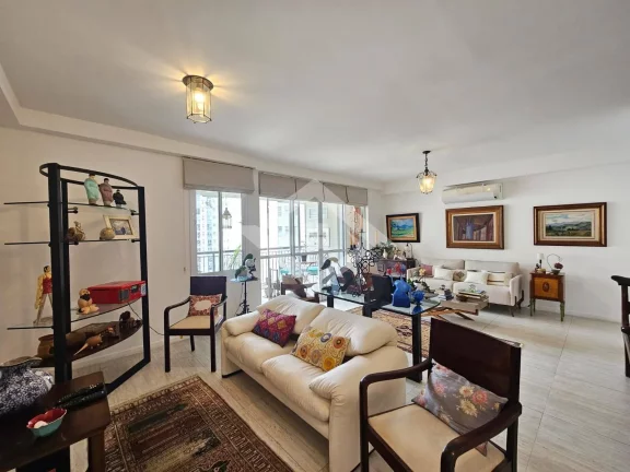 Imagem Apartamento Majestic Clássico - 143 m², 3 Suítes, Andar Alto, Vista Lazer