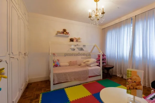 Imagem Apartamento reformado à venda em Higienópolis com 3 quartos e 2 vagas, 210m2