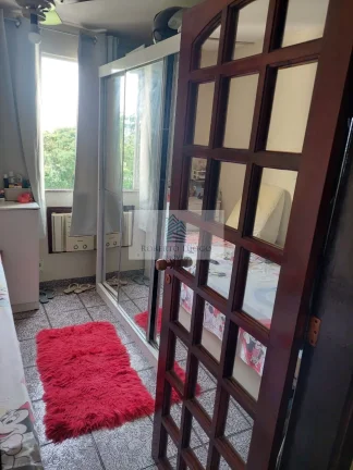 Imagem Apartamento à venda em Rio de Janeiro-RJ, Camorim: 2 quartos, 1 sala, 1 banheiro, 1 vaga, 52m² de área. Aproveite!