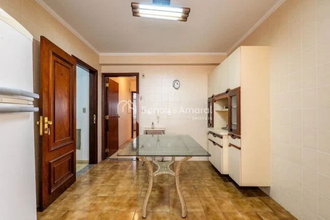 Imagem Apartamento à venda no coração do Cambuí, Campinas, em localização nobre e tranquila. Com plan...
