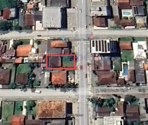 Imagem Casa Frente Avenida Comercial com Alto Potencial de Valorização