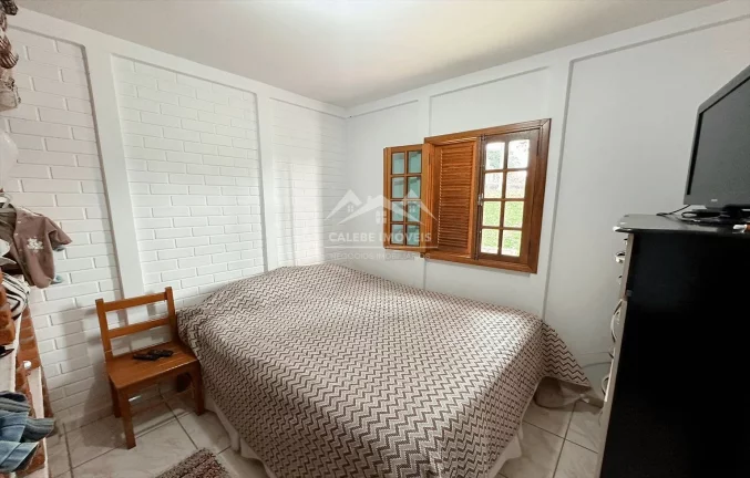 Imagem Chácara com 3 dormitórios à venda, 4000 m² por R$ 750.000,00 - Bairro dos Mirandas - Tatuí/SP
