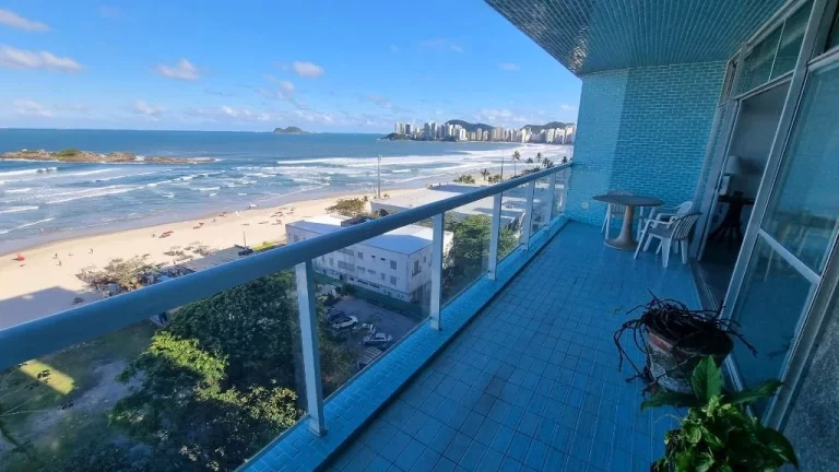 Imagem Apartamento com 3 dormitórios à venda, 198 m² - Pitangueiras - Guarujá/SP
