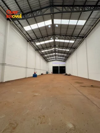 Imagem Galpão Comercial de Alto Padrão em Ribeirão Preto-SP, Recreio Anhangüera! 3 banheiros, 1.240m² de área. Locação já! Quer Imóvel Negócios Imobiliários!