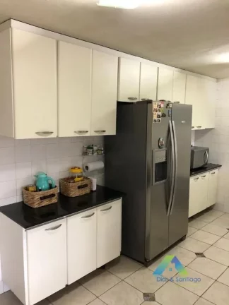 Imagem CASA 333 metros, condomínio fechado, 3 suítes, sala 3 ambientes, 5 vagas, piscina ótima localização e valor !!!