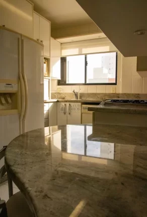 Imagem Apartamento Frente Mar com 4 suítes à venda na Barra Sul em Balneário Camboriú/S