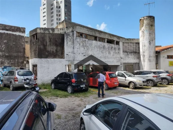 Imagem Casa de 889m² à venda, com Estacionamento, localizado na Ilha do Leite, Recife - Pernambuco.