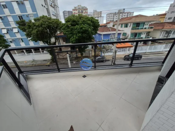 Imagem Casa duplex a venda em Santos no Embaré, nova, fino acabamento.