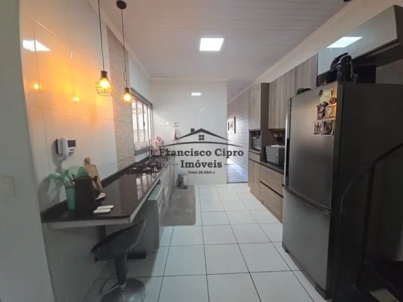 Imagem Casa à venda no bairro Vila Mariana - Aparecida/SP
