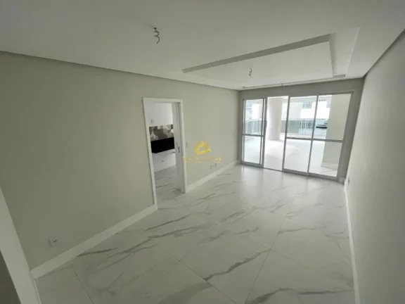 Imagem ??? *Luxo e Conforto com vista para o Mar em Guarapari!* ??Descubra o seu novo lar neste deslumbrant...