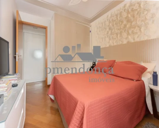 Imagem Apartamento 4 quartos, 5 vagas, 240 m2