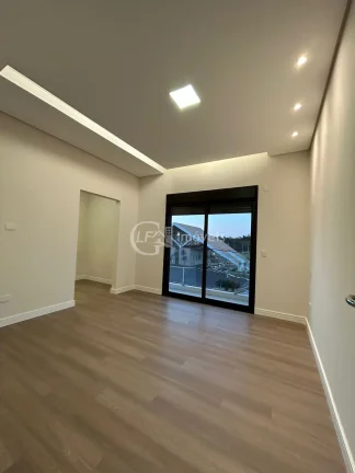 Imagem Imperdível: Casa de luxo em condomínio à venda em Campo Grande-MS, Residencial Damha III - 4 quartos, 4 suítes, 3 salas, 1 banheiro, 4 vagas de garagem, 350m² de área.
