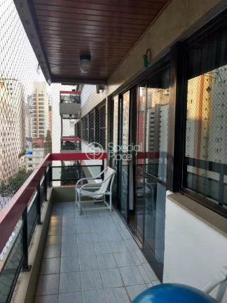 Imagem 115 metros 4 dormitórios 1 suíte 4 banheiros 2 vagas Living para 2 ambientes, ampla varanda, ensol...