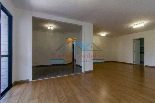 Imagem Lindo apartamento 3 dorm. (2 suites) + 2 vagas - Panamby