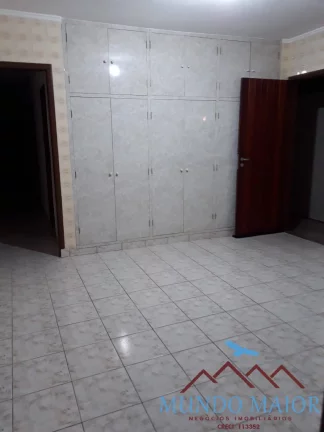 Imagem Casa com 3 Quartos e 2 banheiros+ 2 suíte, 180 m por R$ 550.000