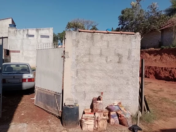 Imagem Terreno à venda, 143 m² por R$ 170.000,00 - Vila Amélia - Poá/SP