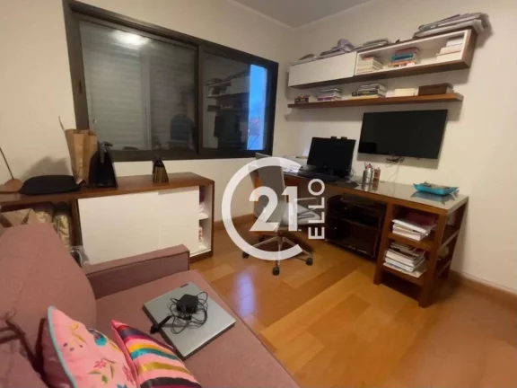 Imagem Campo Belo, 247m², 3 suítes, reformado