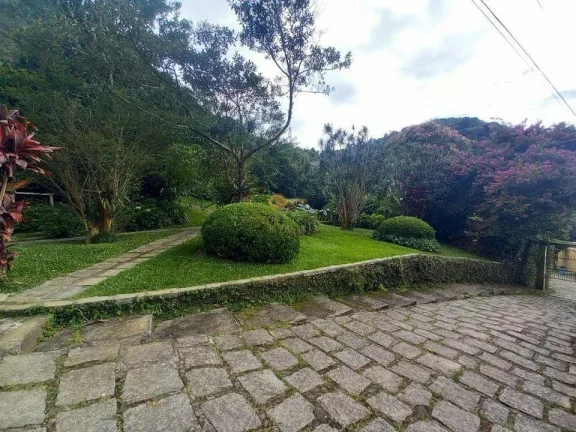 Imagem Casa para Venda em Teresópolis / RJ no bairro Cascata dos Amores