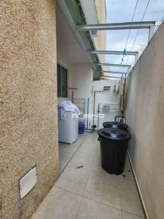 Imagem Belíssima casa de Villagio à venda com 4 Dormitórios sendo 2 suítes 232m² na Riviera de São Lourenço - Bertioga SP