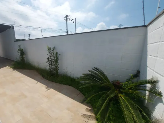 Imagem Casa para Venda em Itanhaém, Jardim Jamaica, 2 dormitórios, 1 suíte, 1 banheiro, 1 vaga