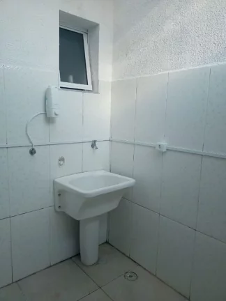 Imagem Sobrado com 2 dormitórios à venda, 71 m² por R$ 280.000,00 - Vila Figueira - Suzano/SP
