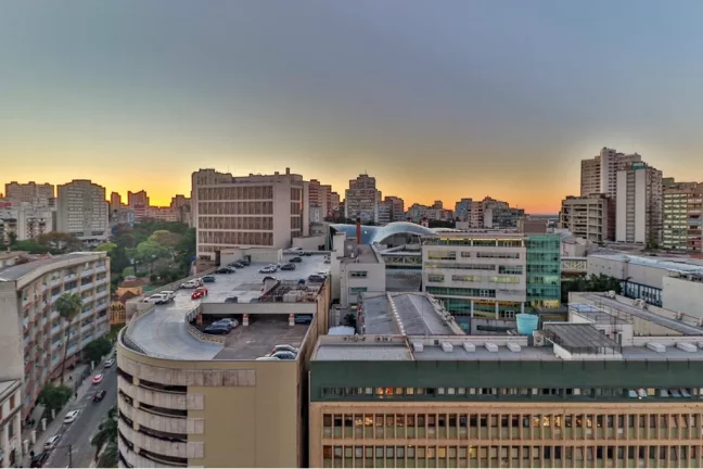 Imagem Apartamento à venda em Porto Alegre, Centro Histórico, com 2 quartos, 126m2