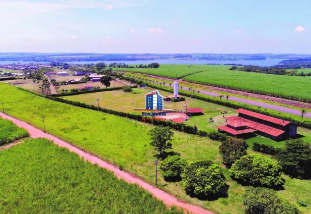 Imagem Terreno à venda com 870m² de Frente para o Rio  Mendonça/SP