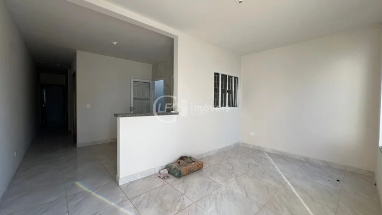 Imagem Excelente oportunidade! Casa à venda em Campo Grande-MS, bairro Jardim Carioca: 2 quartos, 1 sala, 1 banheiro, 2 vagas de garagem, 60,00 m².
