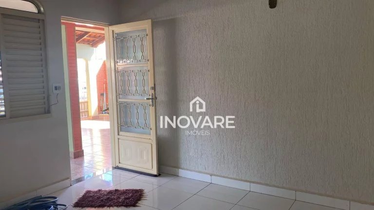 Imagem Casa com 4 dormitórios, 23147 m² - venda por R$ 1.200.000,00 ou aluguel por R$ 4.000,00/mês - Setor Central - Itumbiara/GO