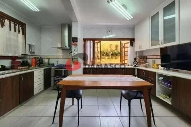 Imagem Sobrado à venda 3 Quartos, 3 Suites, 4 Vagas, 370M², Boa Vista, São Caetano do Sul - SP