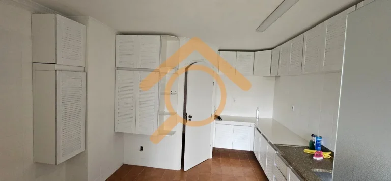 Imagem Apartamento de Luxo no Jardim Marajoara: 4 Quartos, 1 Suíte, 2 Salas, 3 Banheiros, 2 Vagas de Garagem, 116m² de Puro Conforto em São Paulo-SP!