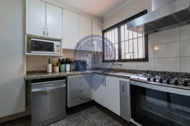 Imagem Apartamento de Luxo em Perdizes: 4 Quartos, 4 Suítes, 2 Salas, 5 Banheiros, 5 Vagas - Venda em SP!
