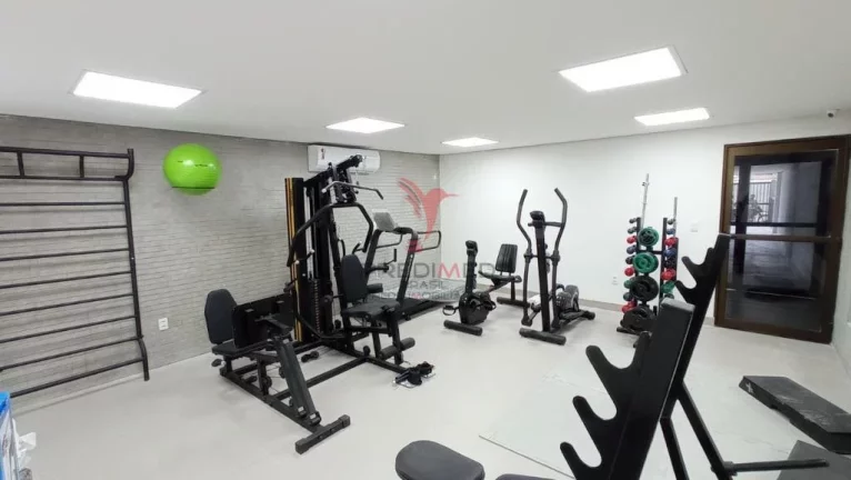 Imagem Vende-se apartamento na beira mar do Cabo Branco, varanda vista mar, 2 vagas de garagem