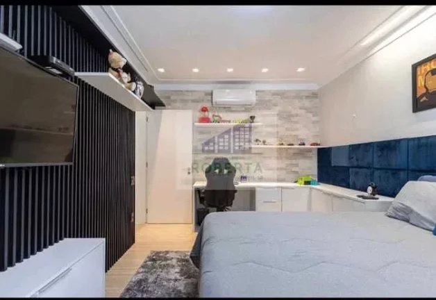 Imagem CASA À VENDA NO JARDIM PETRÓPOLIS COM 4 DORMITÓRIOS