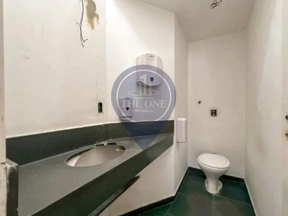 Imagem Casa Comercial à Venda em Perdizes: 12 Salas, 6 Banheiros, 3 Vagas de Garagem e 482m² de Área em São Paulo-SP!