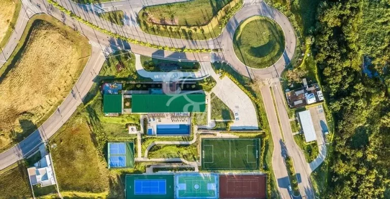 Imagem Terreno com 814m² em localização privilegiada