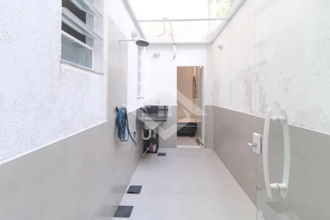 Imagem Apartamento Jardim de 2 Quartos Mobiliado e Reformado