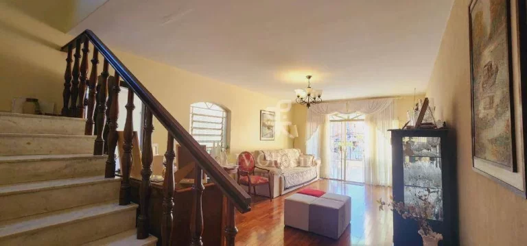 Imagem Sobrado à venda, 204 m² com 4 dormitórios, 2 suítes, 4 banheiros, 2 vagas - Jardim das Vertentes - São Paulo/SP