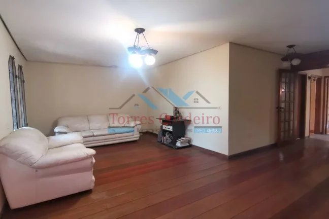 Imagem Sobrado espaçoso para Venda - 2 dormitórios - Vila Morse