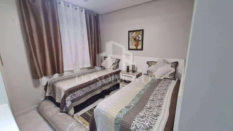 Imagem Sobrado de alto padrão em condomínio fechado - 585m² | 6 suítes
