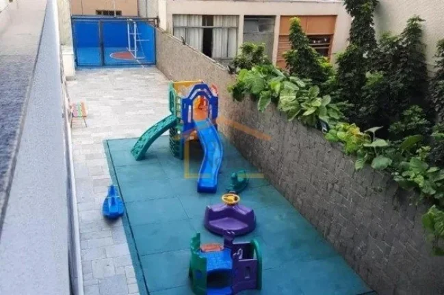 Imagem Apartamento 55m², com 2 dormitórios, 2 banheiros, sendo um na área de serviço, possui vista para...