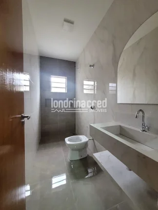 Imagem Casa excelente no Res. Abussafe com 3 dormitórios (1 suíte), banheiro social, 4 vagas de garagem, 140m² de construção em terreno de 200m².