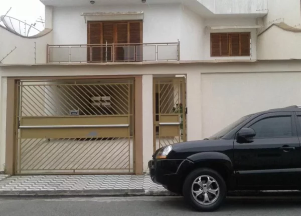 Imagem Sobrado com 2 dormitórios à venda, 320 m² por R$ 990.000,00 - Centro - Suzano/SP