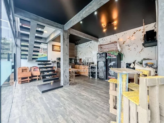 Imagem Casa à venda, 200 m² por R$ 1.490.000,00 - Albuquerque - Teresópolis/RJ