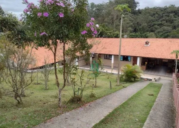 Imagem Sítio com 4 dormitórios à venda, 850 m² por R$ 477.000,00 - Centro - Nazaré Paulista/SP