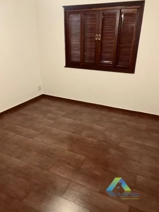 Imagem PARQUE JABAQUARA Lindo Sobrado 125M², todo reformado designer moderno 3 dormitórios, 2 vagas, ótima localização e valor !!!