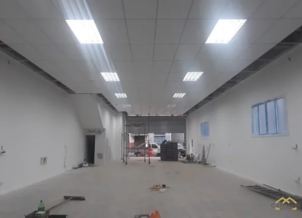 Imagem Salão Comercial na Av São Paulo com 300m² e estacionamento - Vila Progresso